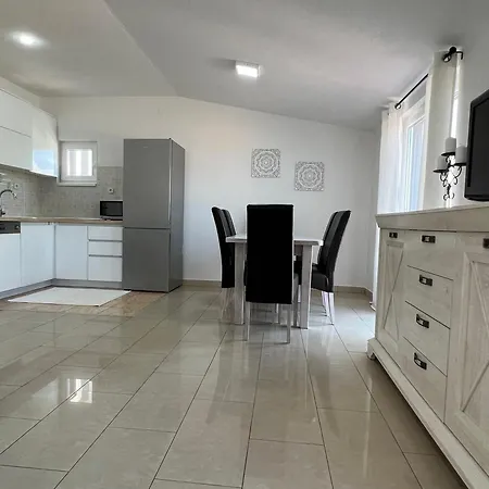 Marina Ciovo Διαμέρισμα *